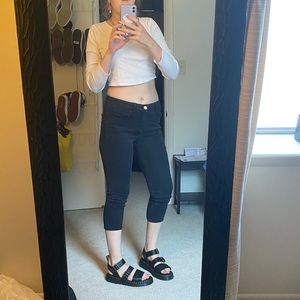 american eagle black cropped jeans